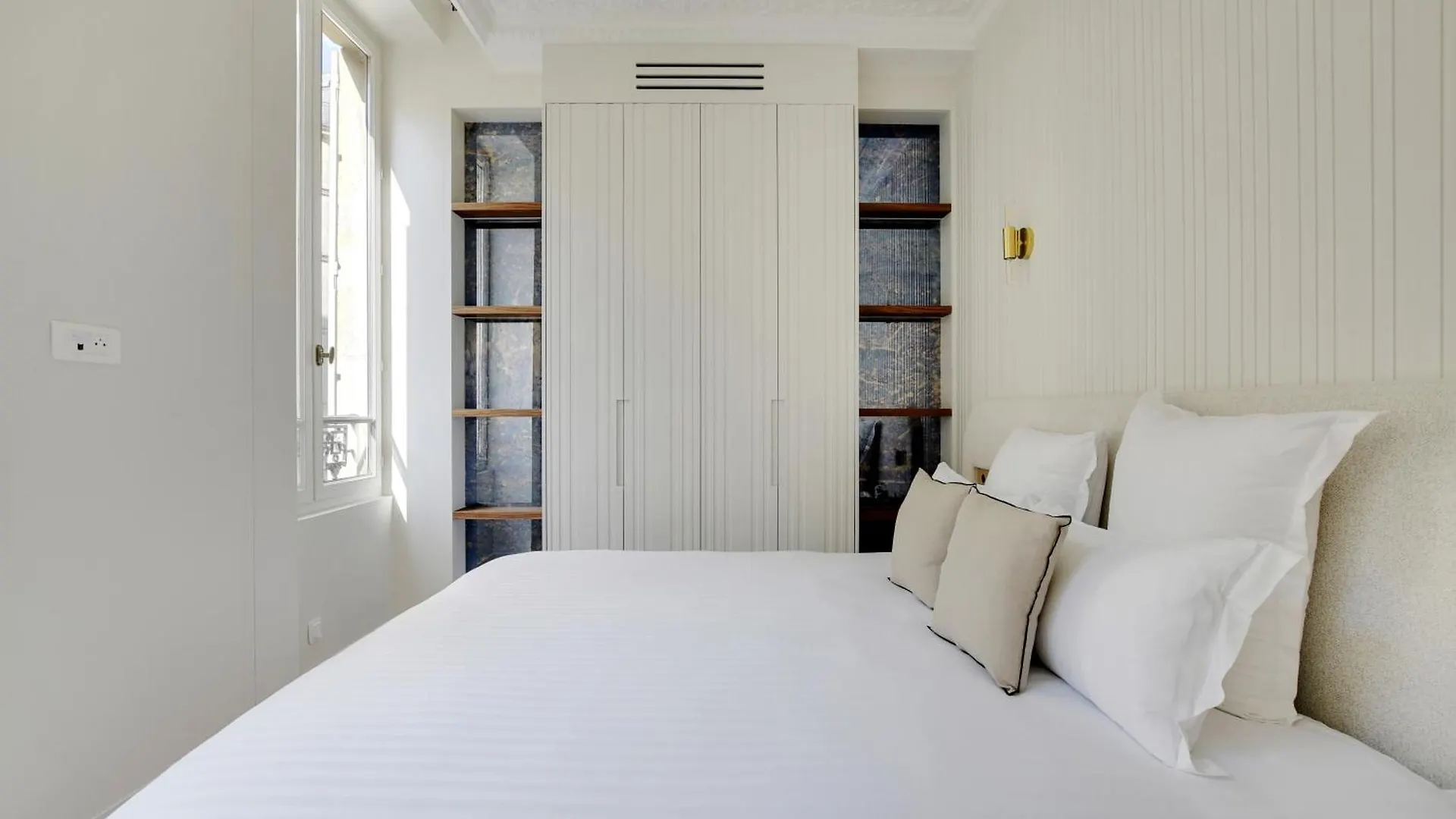 Maison Galante's With Services In La Madeleine - Opera Apartment *