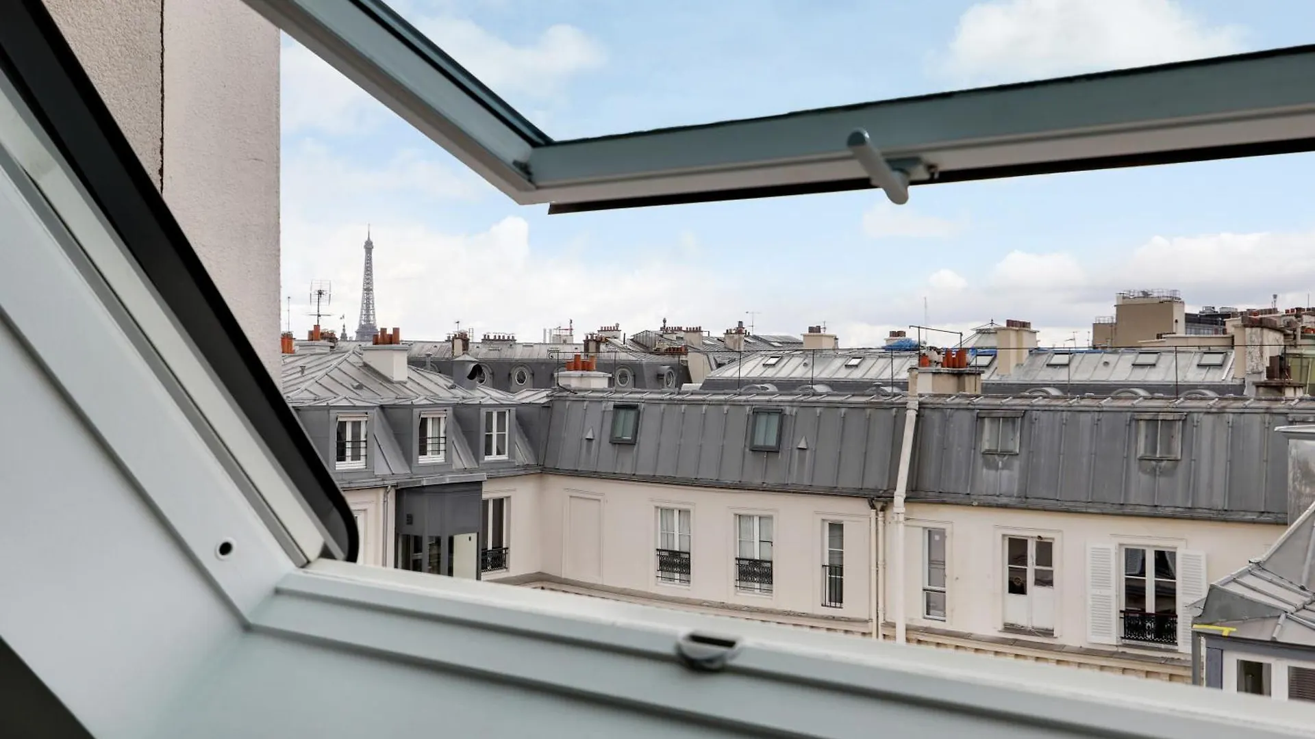 Apartman Maison Galante's With Services In La Madeleine - Opera