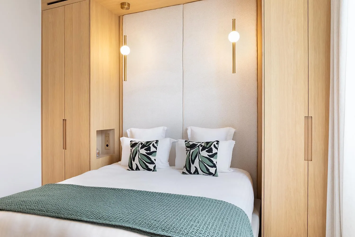 Apartman Maison Galante's With Services In La Madeleine - Opera