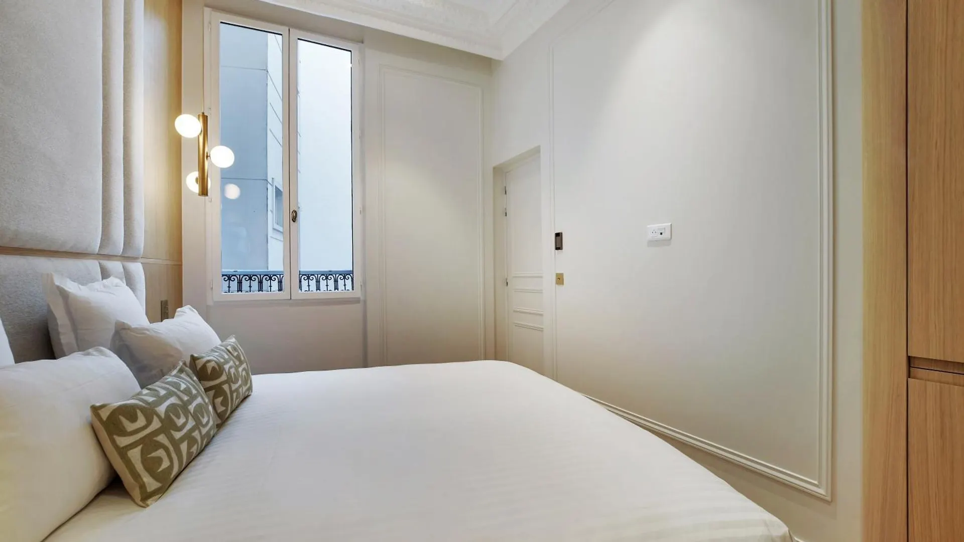 Maison Galante's With Services In La Madeleine - Opera Apartman Párizs